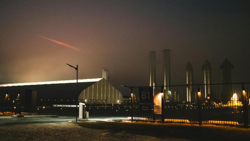 Trending Now: How SpaceX preempted a $2B fundraise with a $60B buyout offer