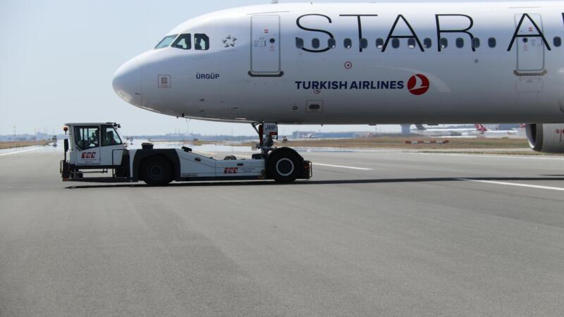 SpaceX’s Starlink nabs American Airlines contract, another win for its IPO