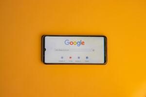 Google updates links within AI Overviews & AI Mode
