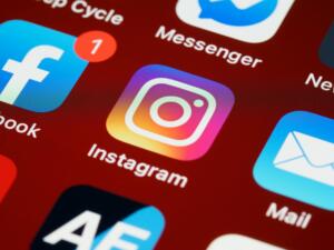 Instagram’s new ‘Instants’ feature combines elements from Snapchat and BeReal