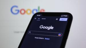 Google Ads automatically enrols advertisers in conversion-based customer lists